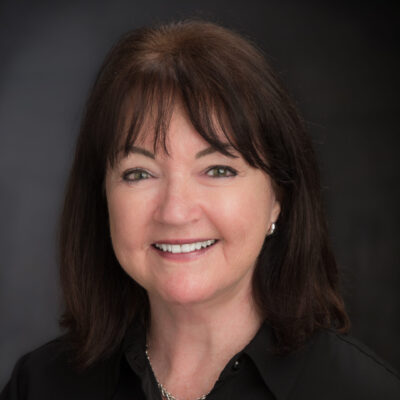 Elaine Floyd Headshot Photo