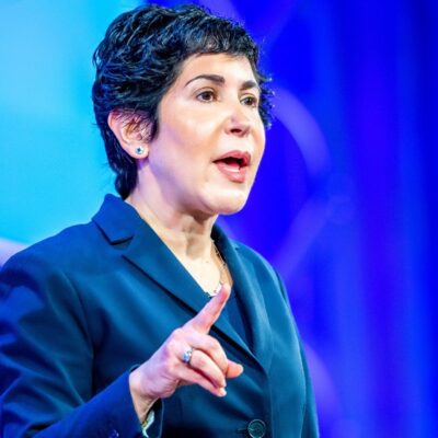 Debra Taylor Bio Picture